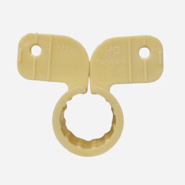 1/2" PVC Suspension Clamp 2350002